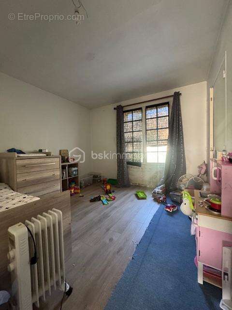 Maison à VILLECONIN