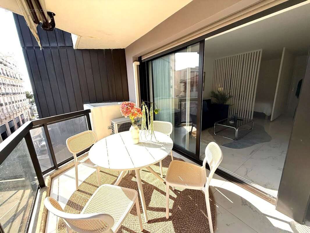 Appartement à CANNES