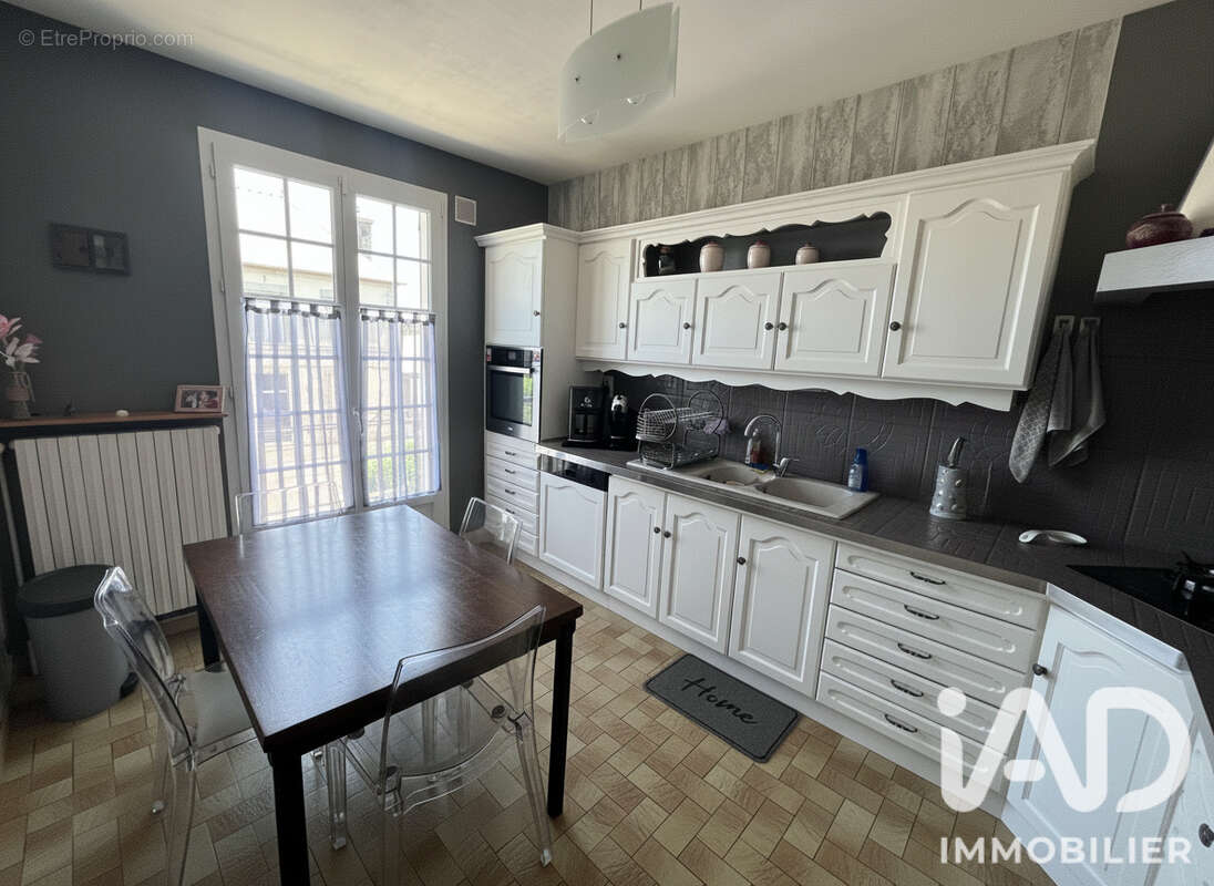 Maison 129 m² à Lecousse  - photo 7