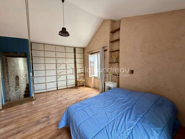 Maison en pierres proche commerces - photo 12