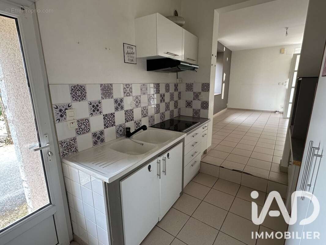 Maison 99 m² à Cahors  - photo 5