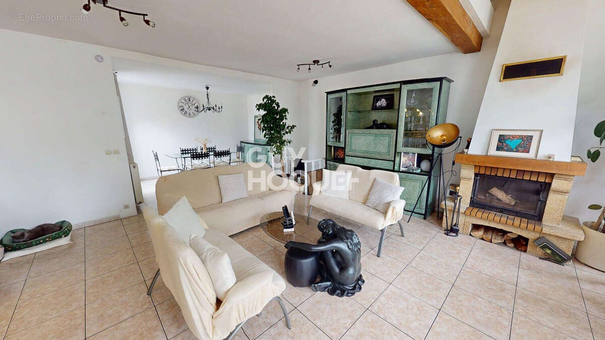 Maison à LES PAVILLONS-SOUS-BOIS