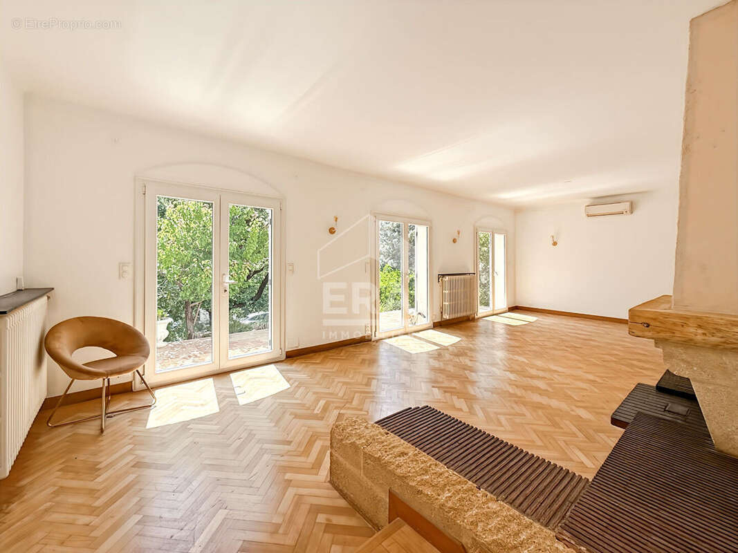 Maison à BOUC-BEL-AIR