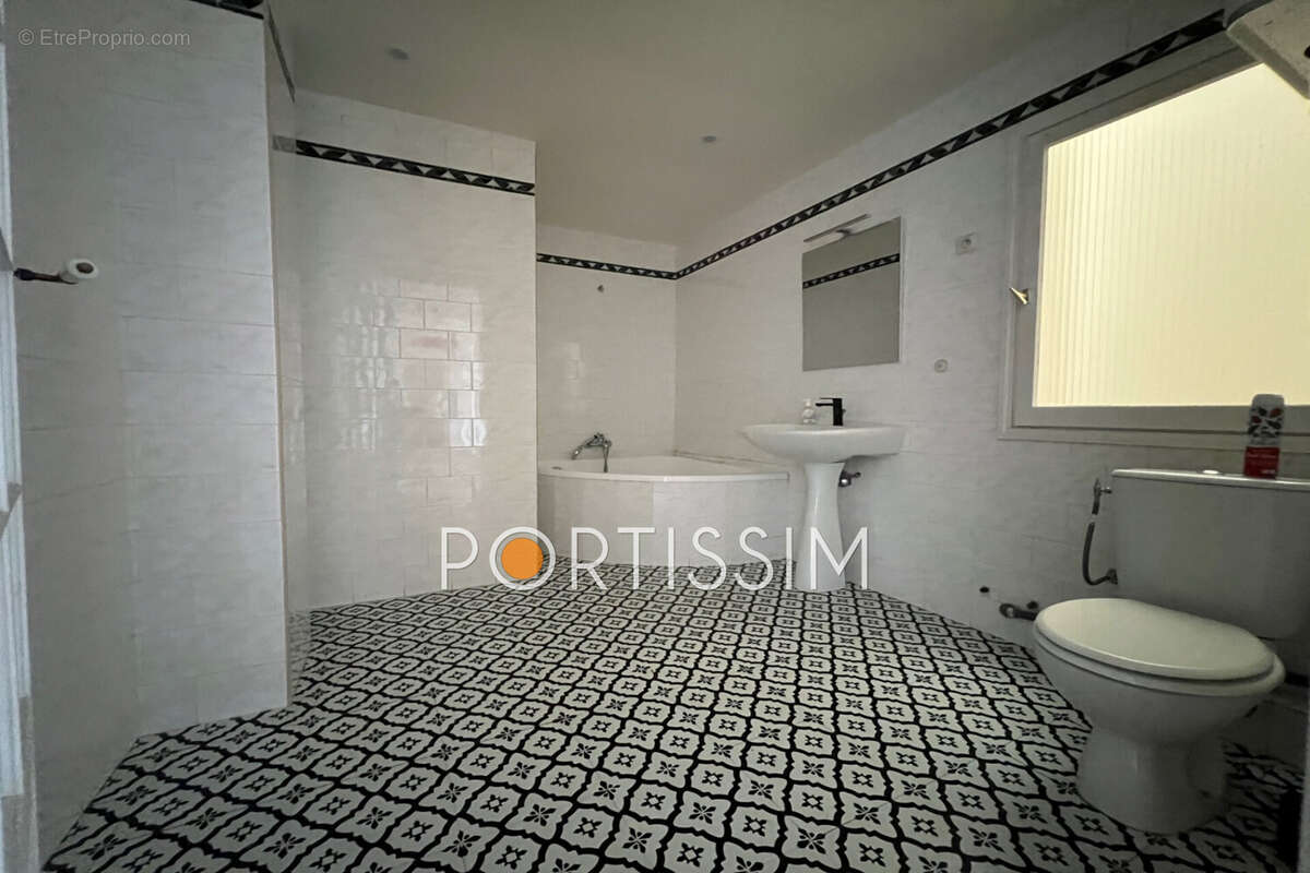 Appartement 81 m² à Nice  - photo 3