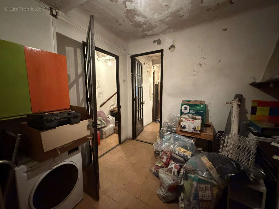 A rénover grande maison de village gros potentielle - photo 11