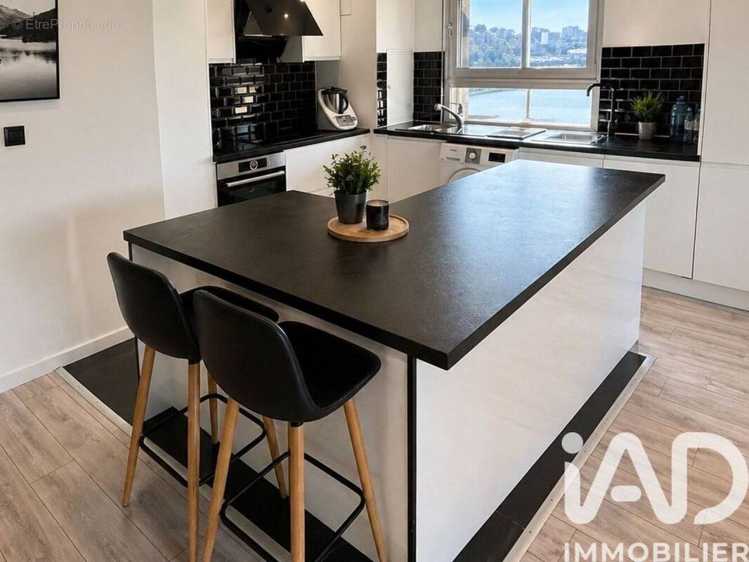 Photo 1 - Appartement à CRETEIL