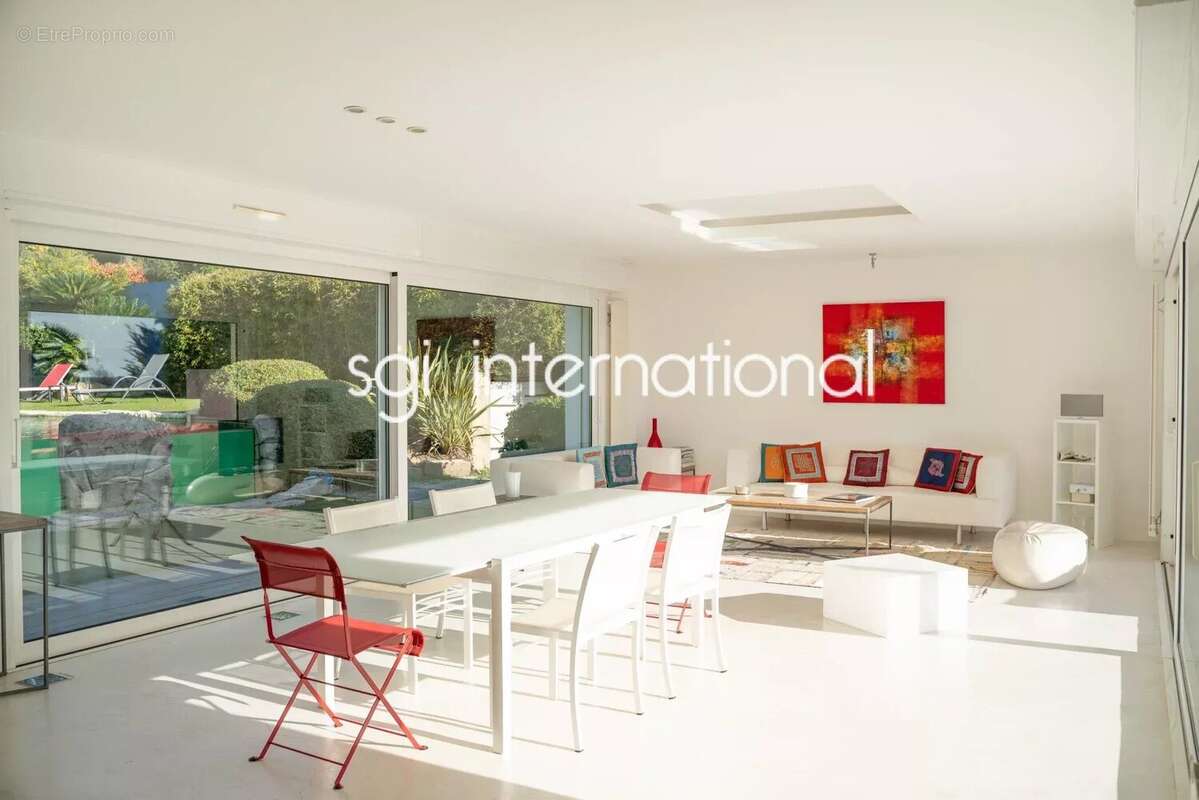 Maison à RAMATUELLE