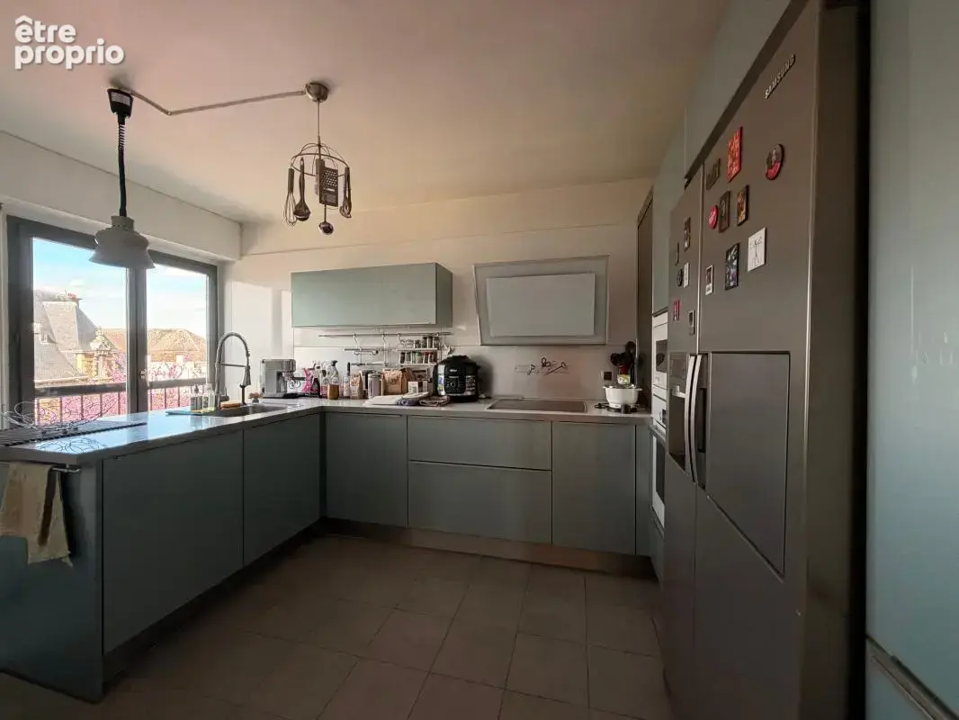 Compiègne – 5 pièces lumineux avec balcon, parking & cave - photo 5