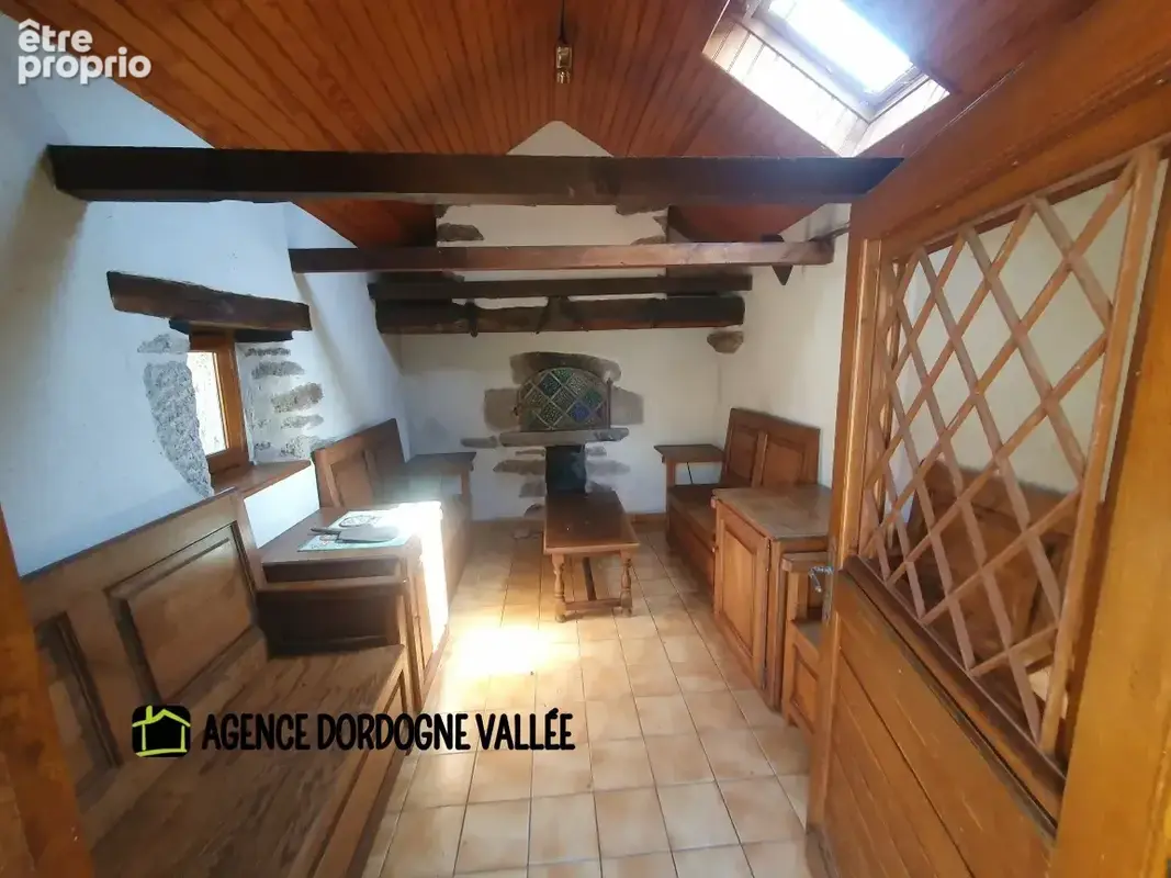 Propriété d'exception en xaintrie, 2,2 ha bois et prés attenants, dépendance ,trés bon état . - photo 20
