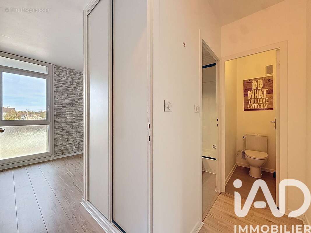 Photo 8 - Appartement à BRIE-COMTE-ROBERT