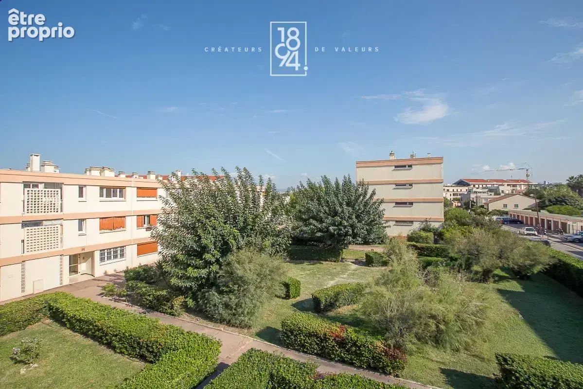 Appartement à MARSEILLE-8E