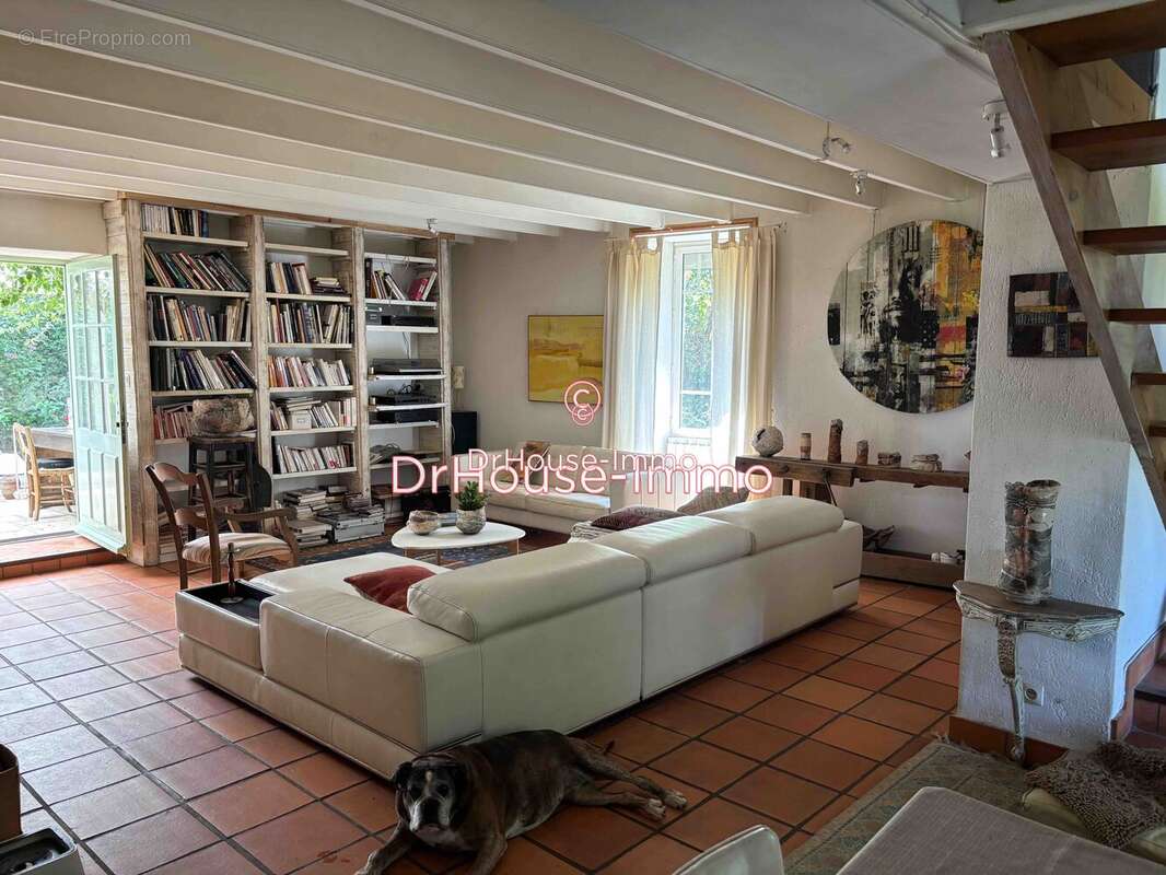 Maison à CHAILLE-LES-MARAIS