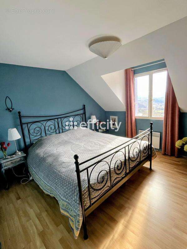 Maison à ASPRES-LES-CORPS