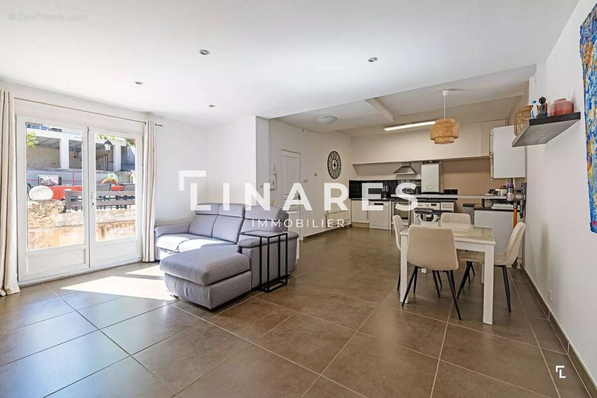 Maison à MARSEILLE-9E