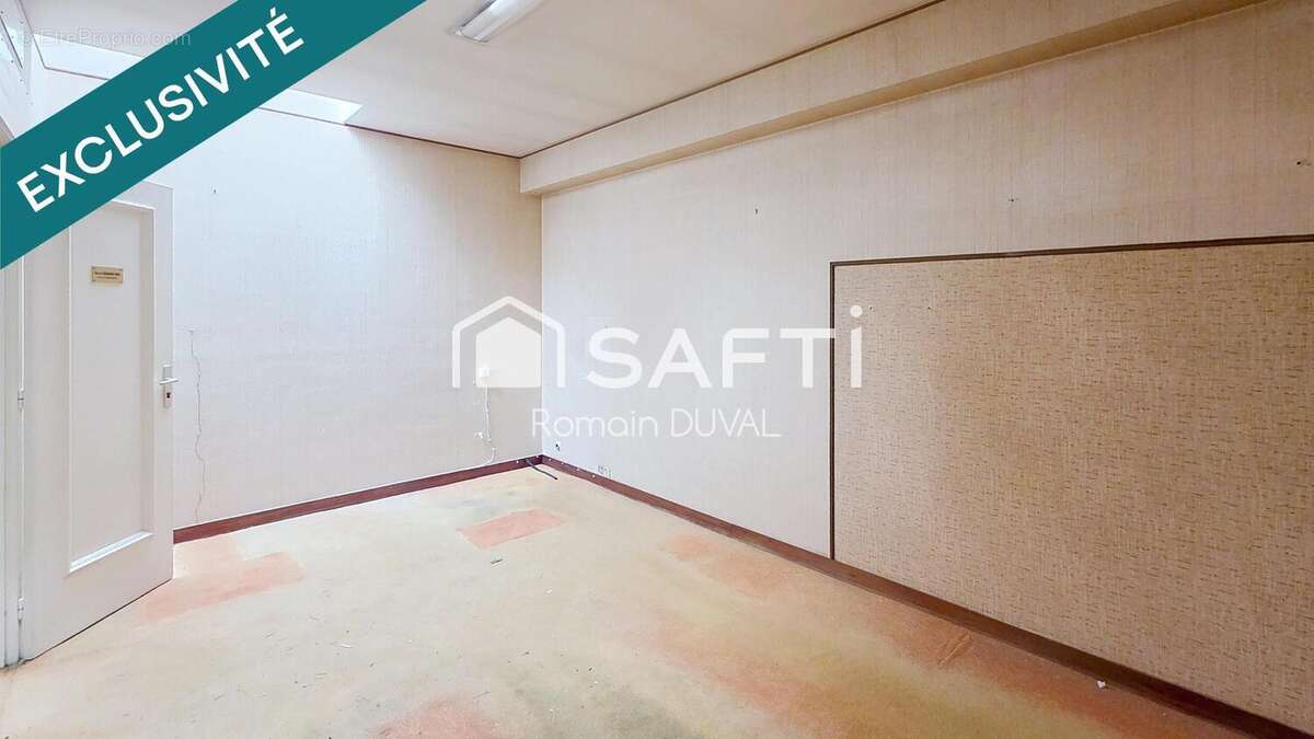 Commerce 28 m² à Toulon  - photo 2