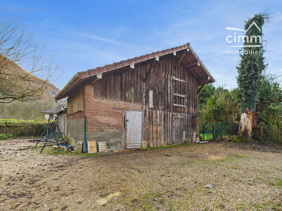 Maison à SAINT-QUENTIN-SUR-ISERE