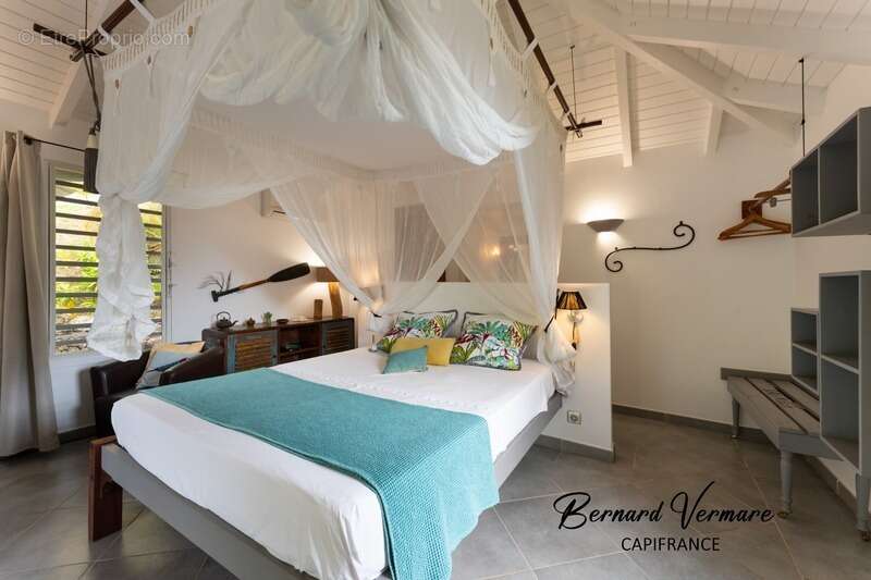 Maison à GRAND-BOURG