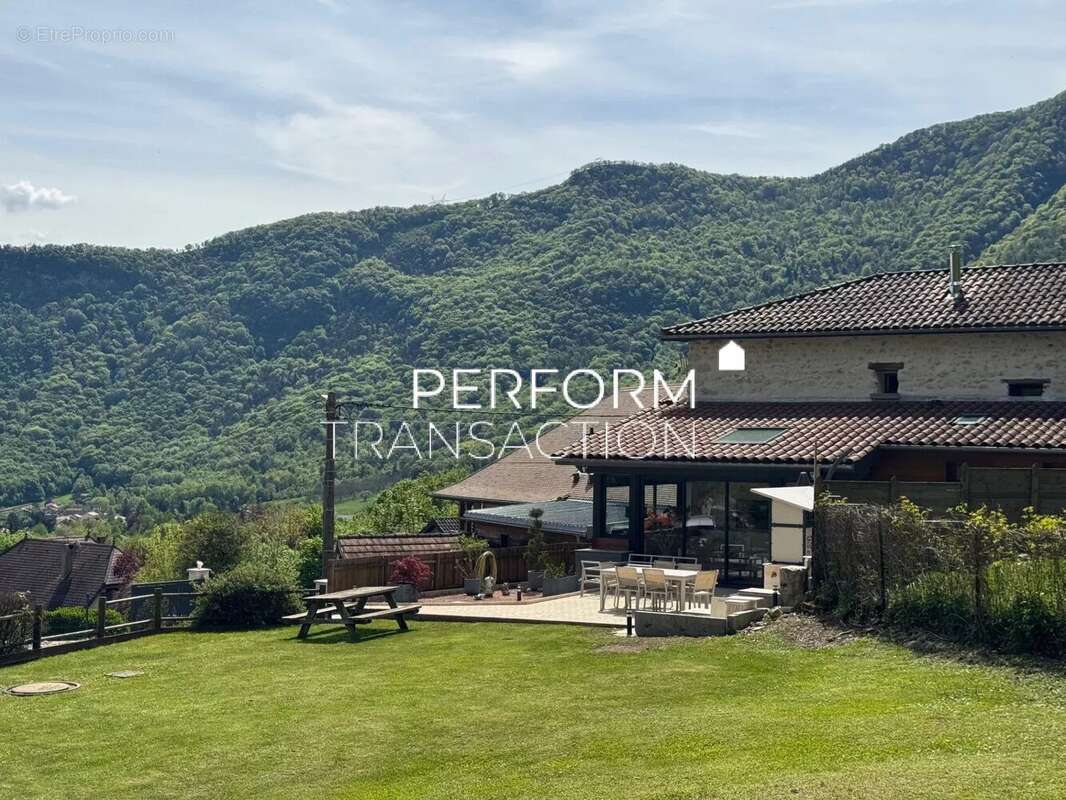 Maison à SAINT-PAUL-DE-VARCES