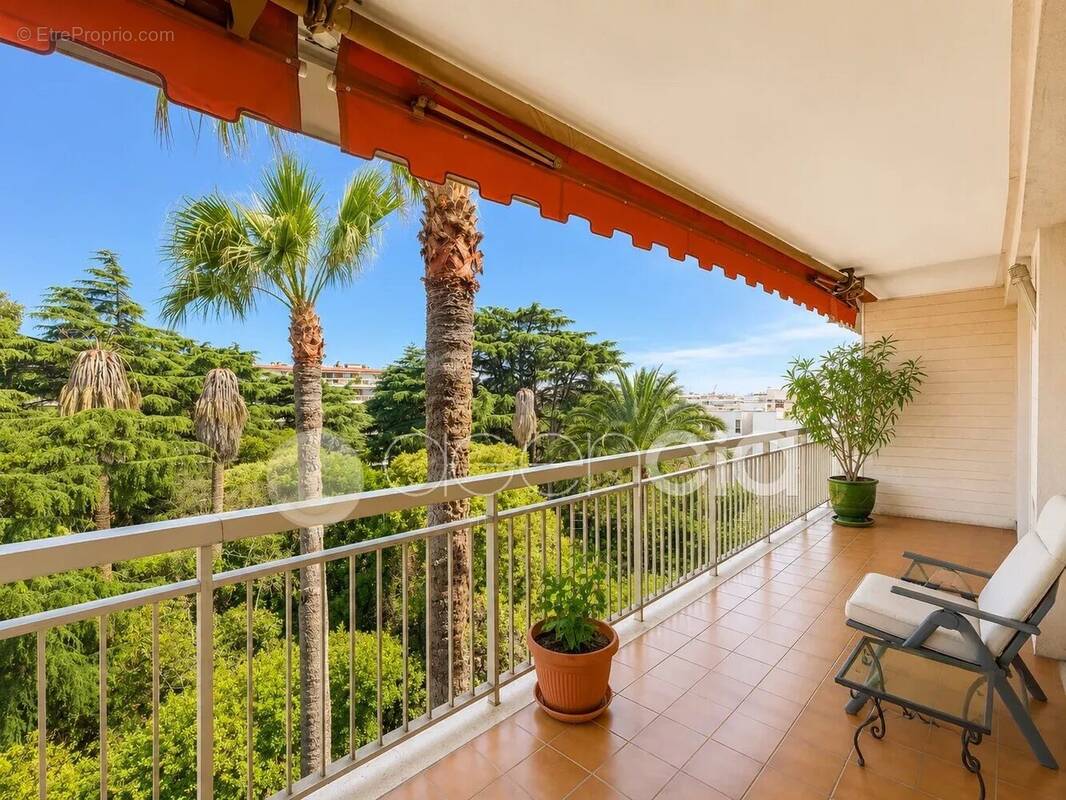 Appartement à CANNES