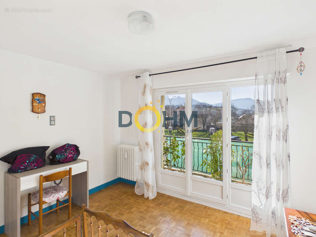 Appartement à BARBERAZ