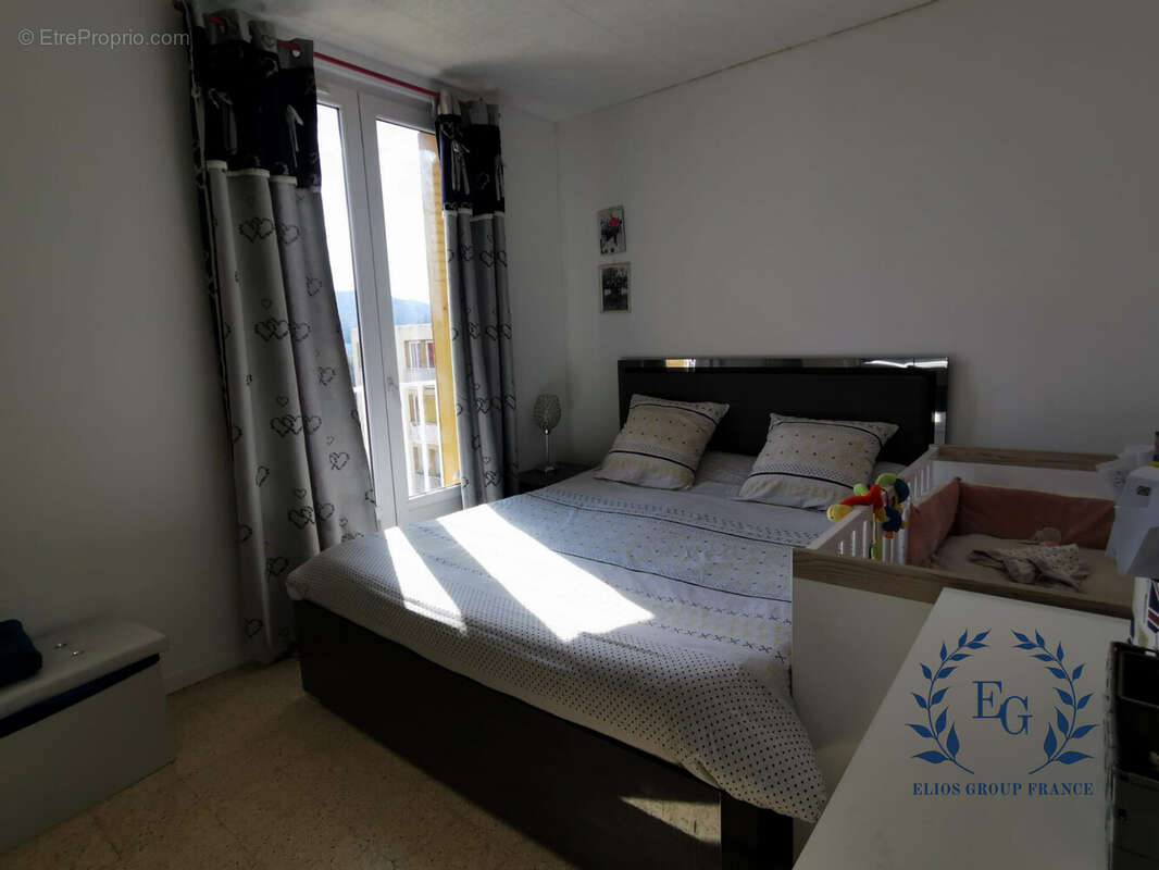 Appartement à MARSEILLE-12E
