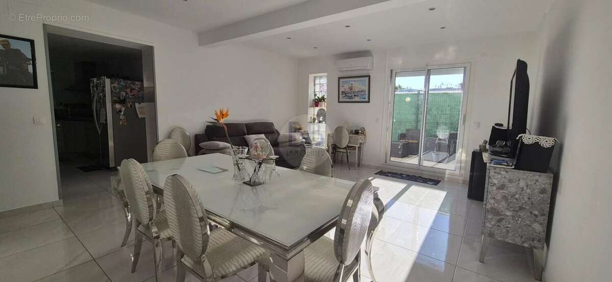 Appartement à SAINT-RAPHAEL