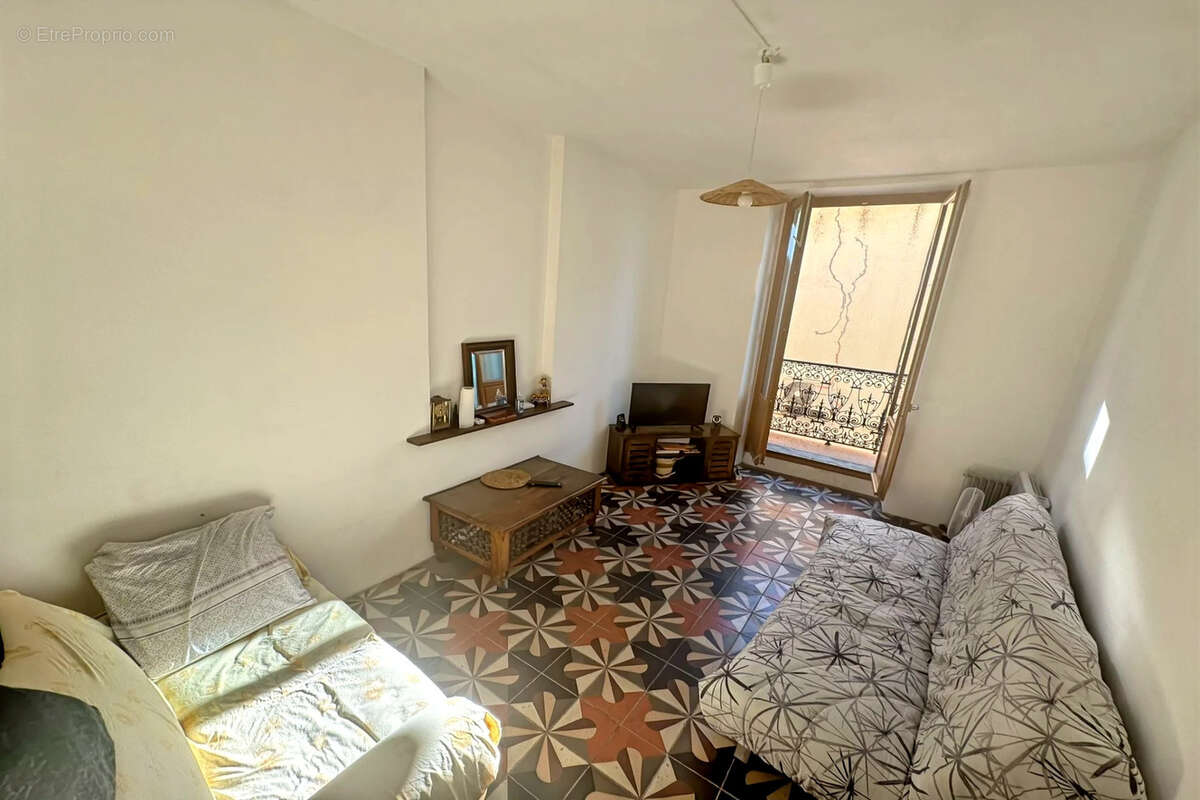 Maison à LEZIGNAN-CORBIERES
