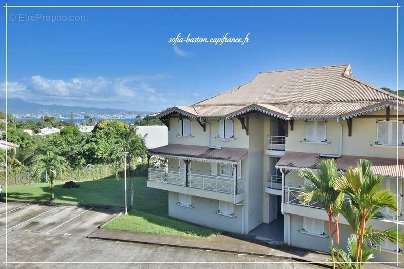 Appartement à LES TROIS-ILETS