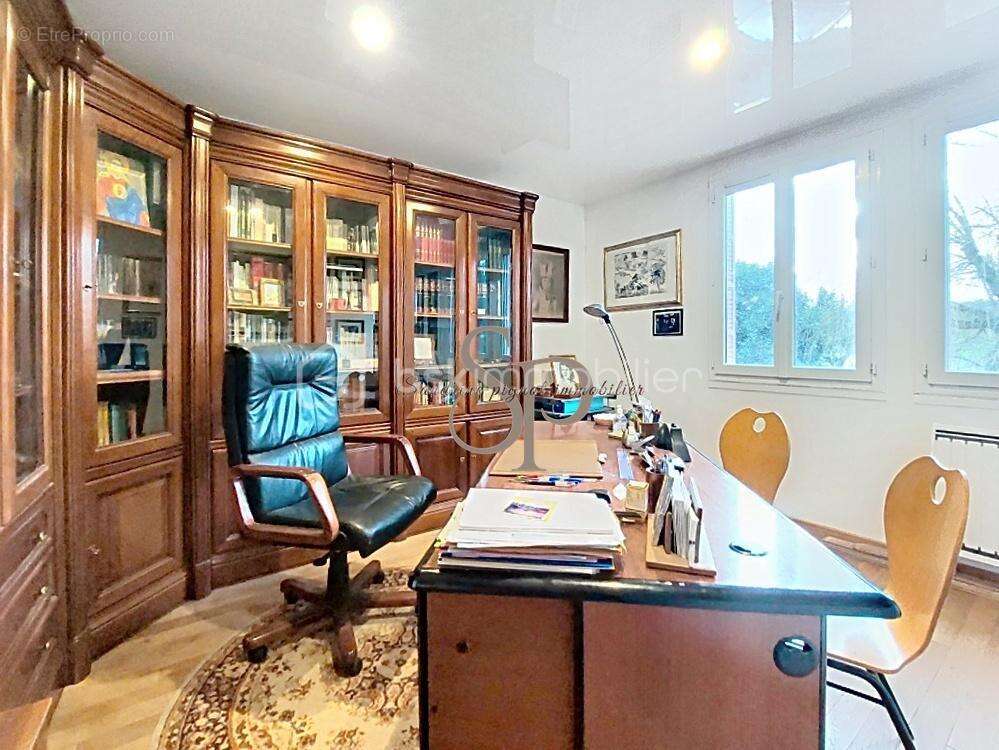 Maison à FONTAINE-LA-GAILLARDE