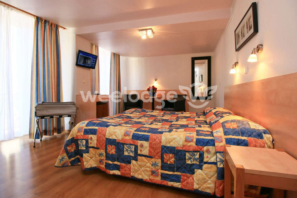 Commerce à BAGNERES-DE-LUCHON