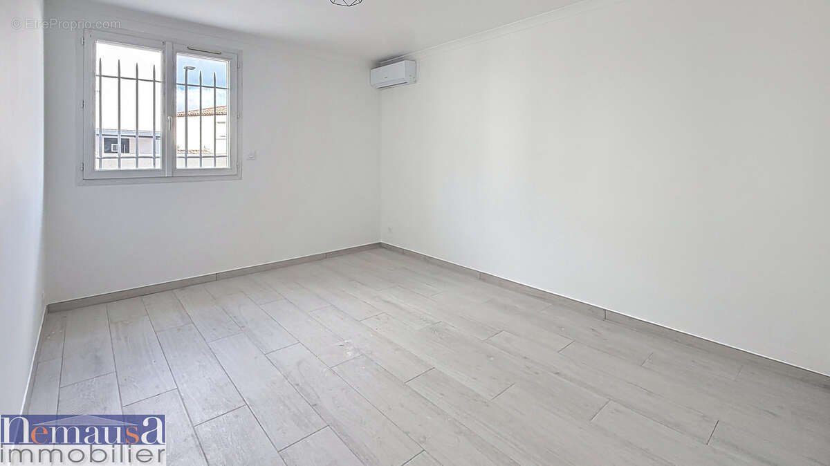 Appartement à MILHAUD