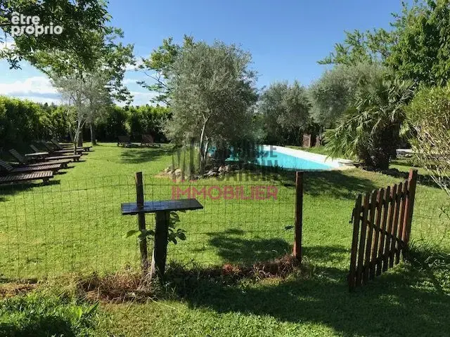 Maison 260 m² à Sarrians  - photo 3
