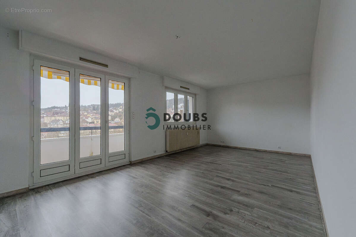 Appartement à VILLERS-LE-LAC