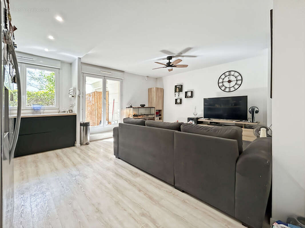 Appartement à ROSNY-SOUS-BOIS