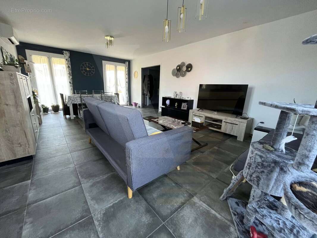 Maison à LIGNAN-SUR-ORB