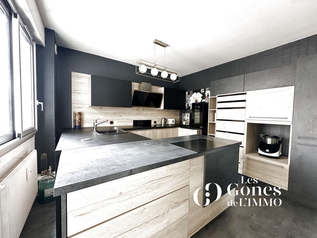 Appartement à TASSIN-LA-DEMI-LUNE