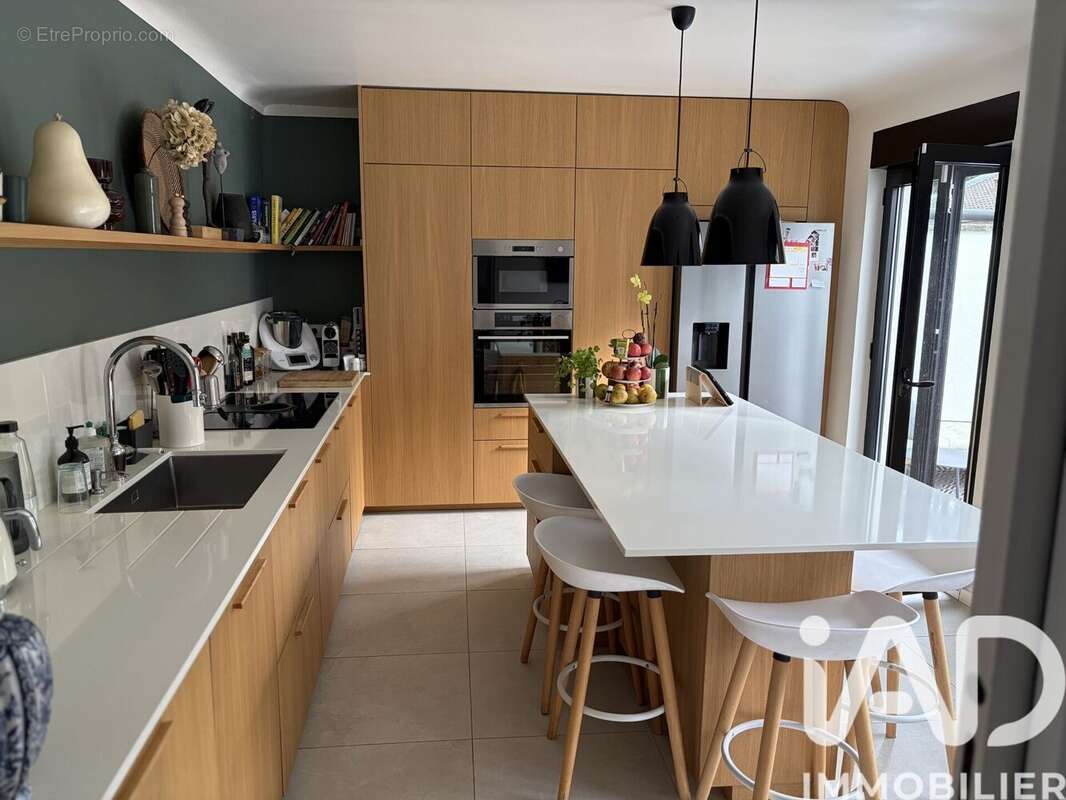 Photo 6 - Maison à SURESNES