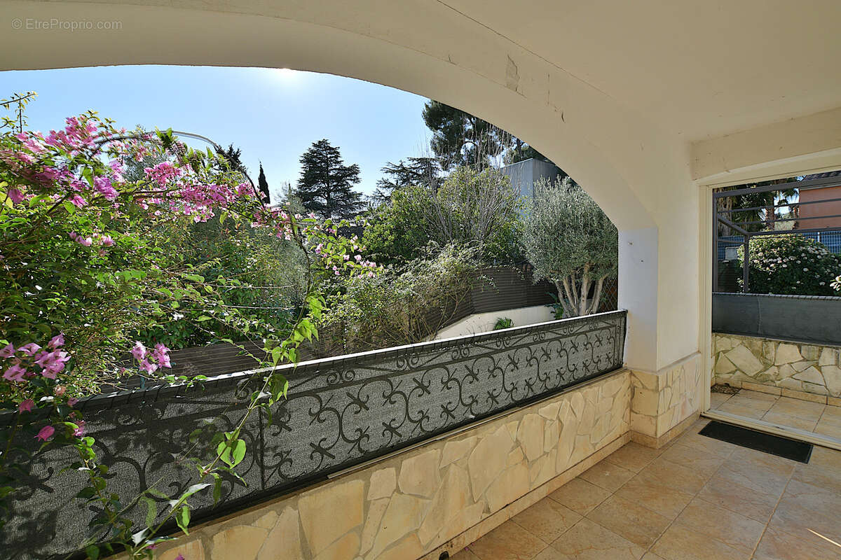 Appartement à LA VALETTE-DU-VAR