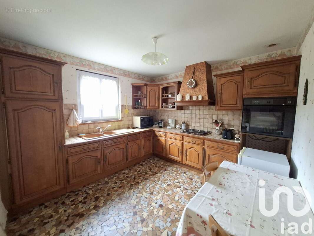 Maison 119 m² à Breteuil  - photo 7
