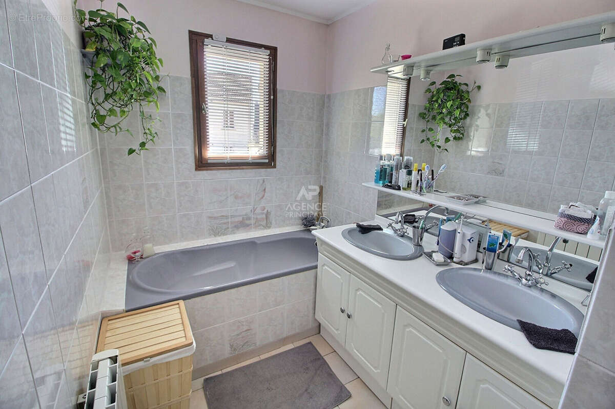 Maison à TRIEL-SUR-SEINE