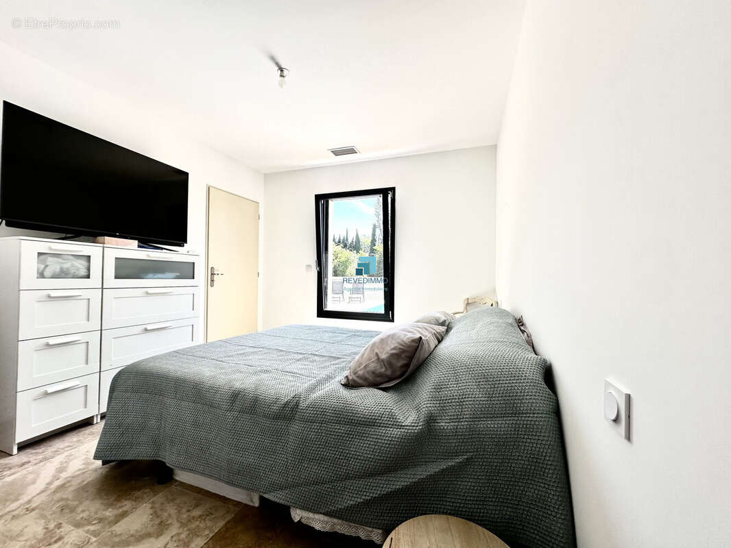 Maison à L&#039;ISLE-SUR-LA-SORGUE