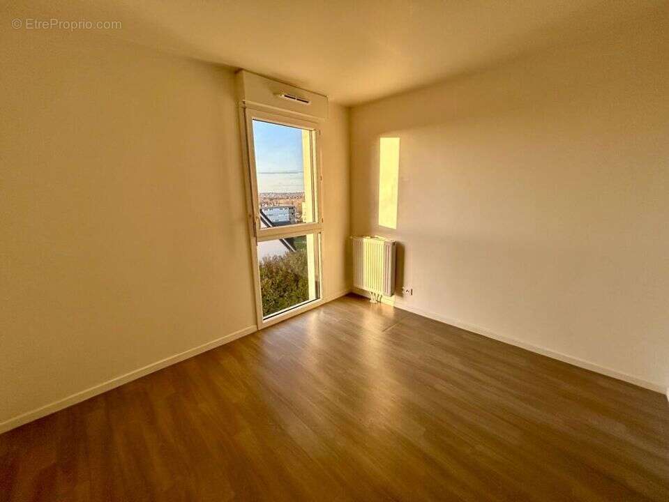Appartement à FLEURY-SUR-ORNE