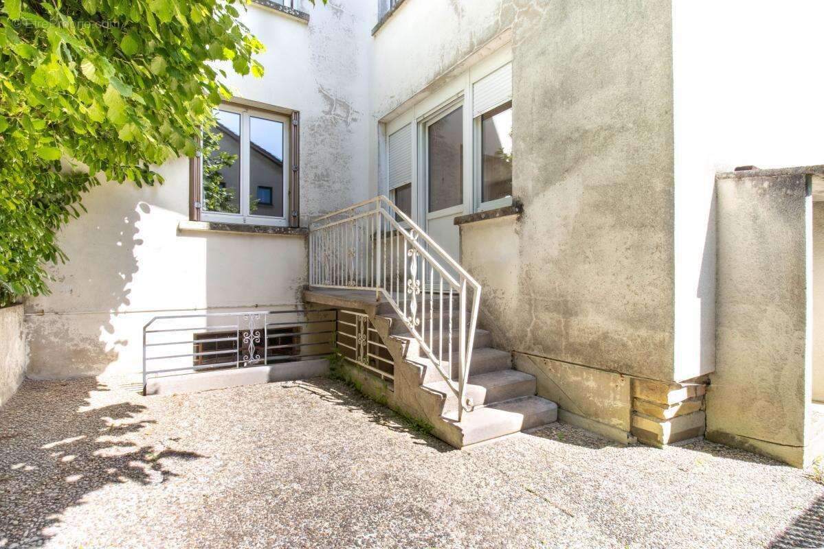 Appartement à HOUDEMONT
