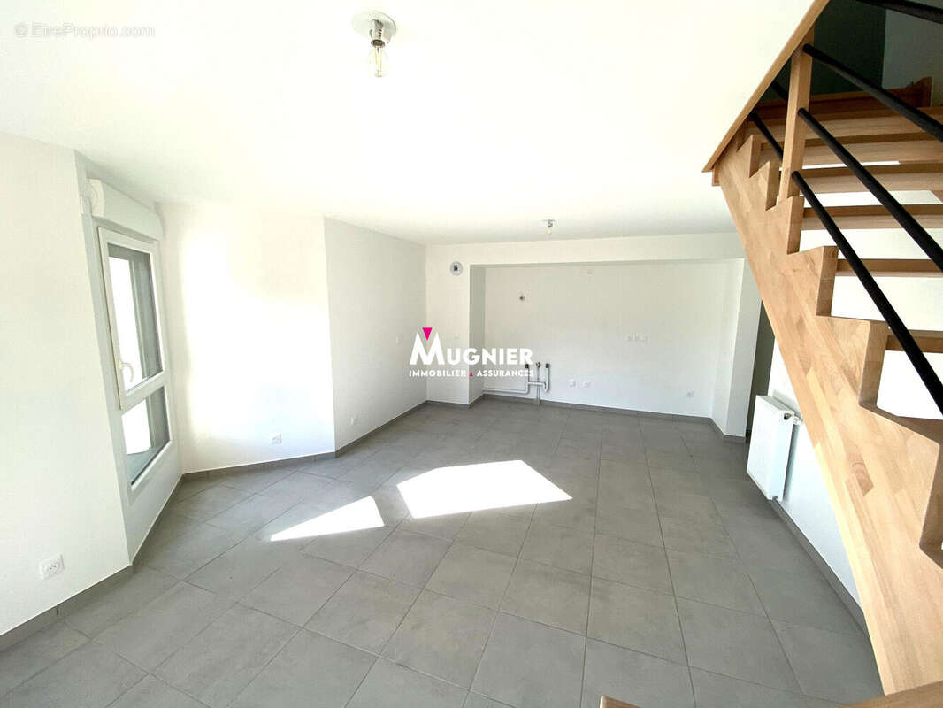 Appartement 61 m² à Taninges  - photo 3