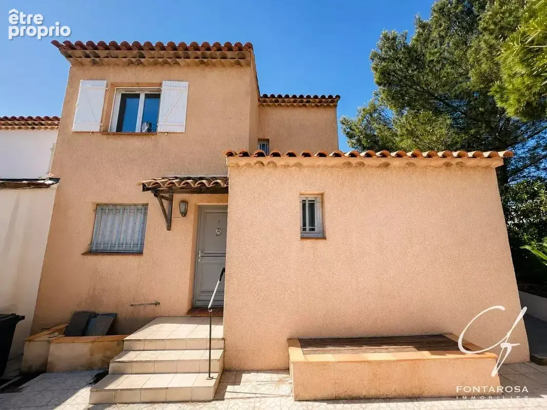 Maison à FREJUS