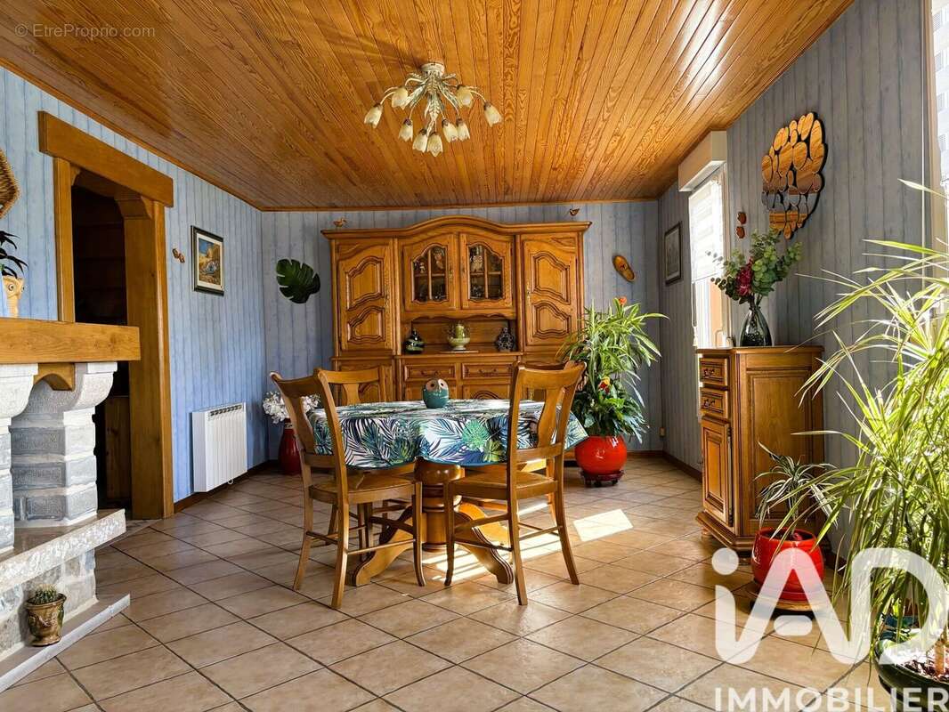 Maison 131 m² à Millau  - photo 9