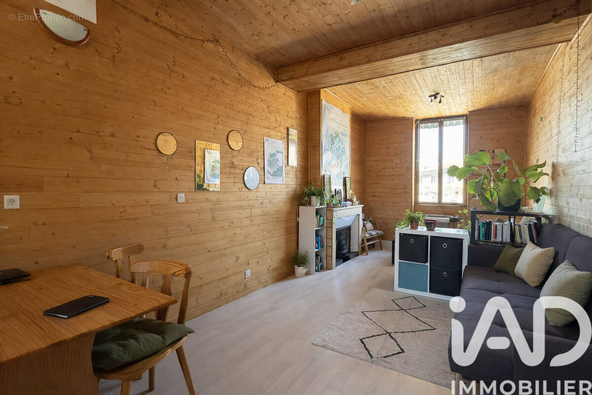 Photo 1 - Appartement à LYON-9E