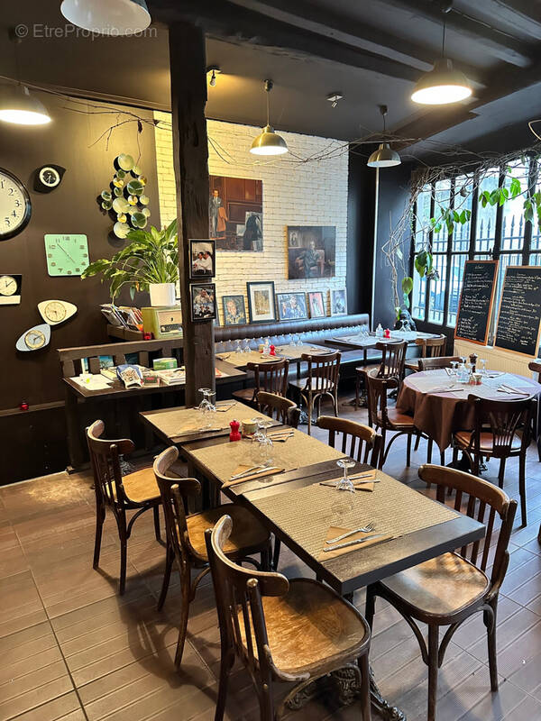 Commerce à PARIS-19E