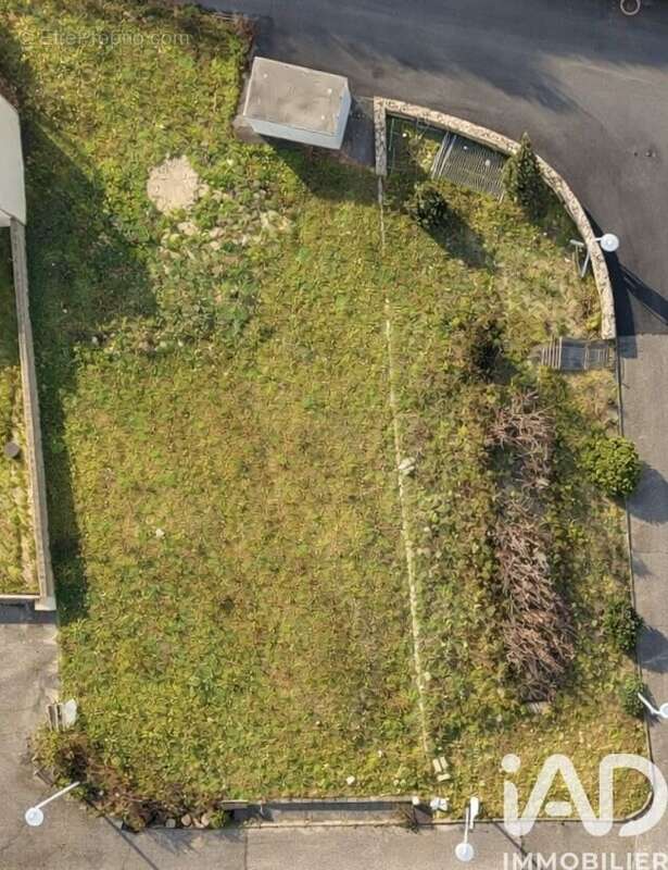 Photo 2 - Terrain à UZES