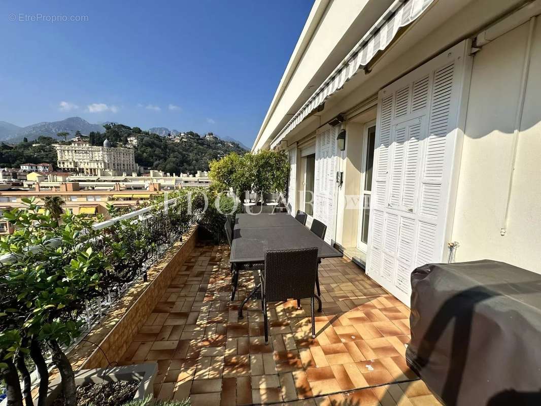 Appartement à MENTON